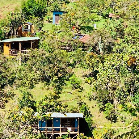 La Casa De Loto Retreat Guatape Luaran gambar